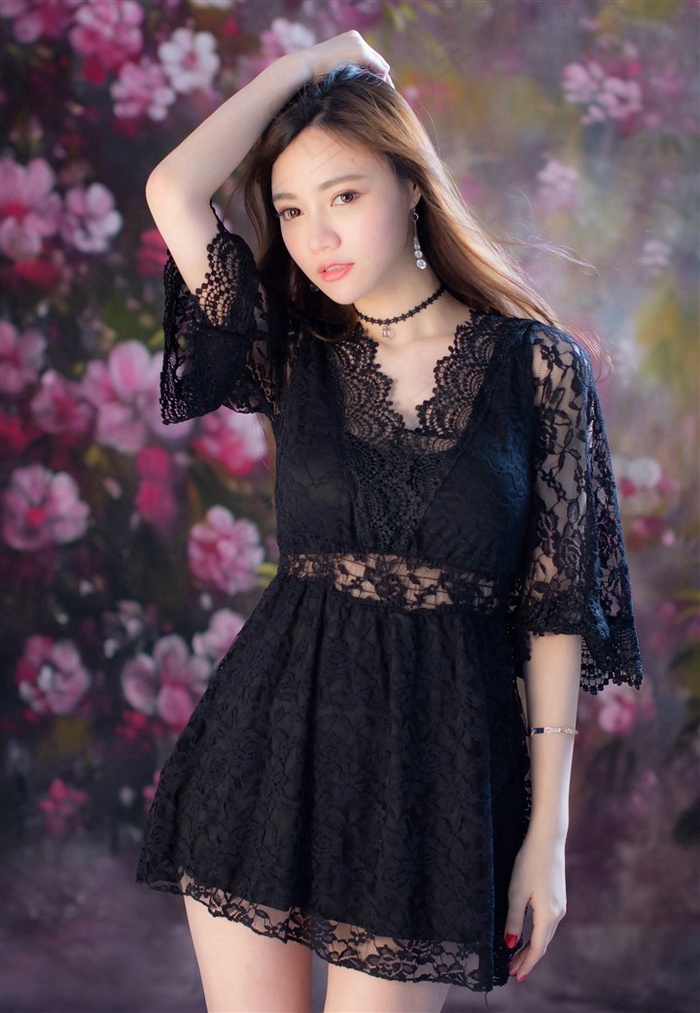 美女扒开屁股让男生桶